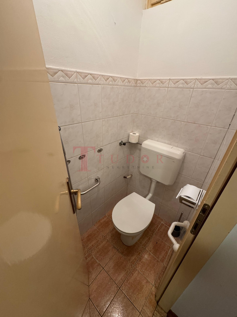 2030 10 1726735029.jpg