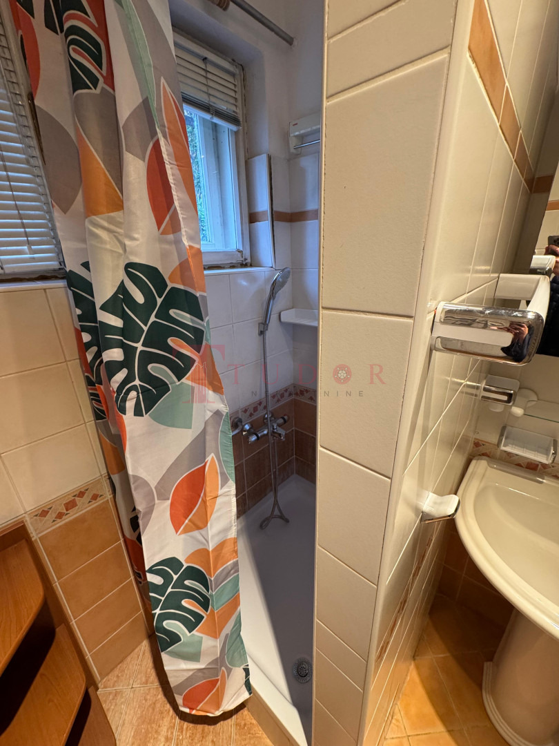 2030 7 1726735027.jpg