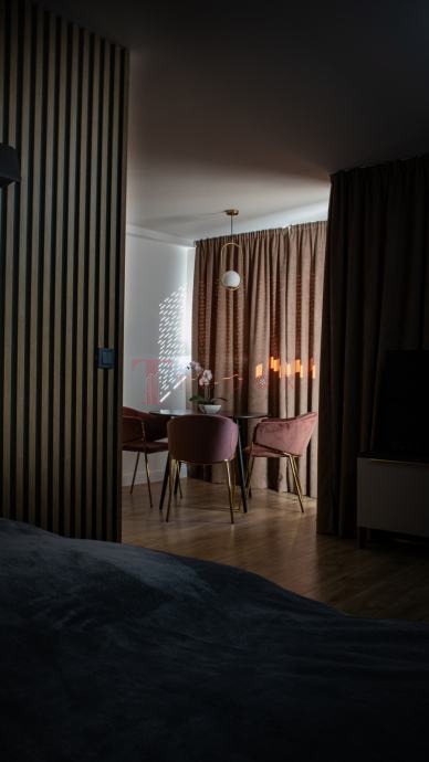 10081 26 1752125112.jpg