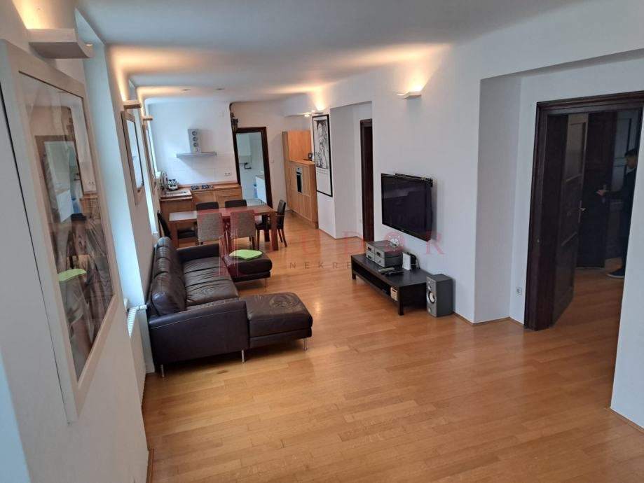 10082 19 1752125700.jpg