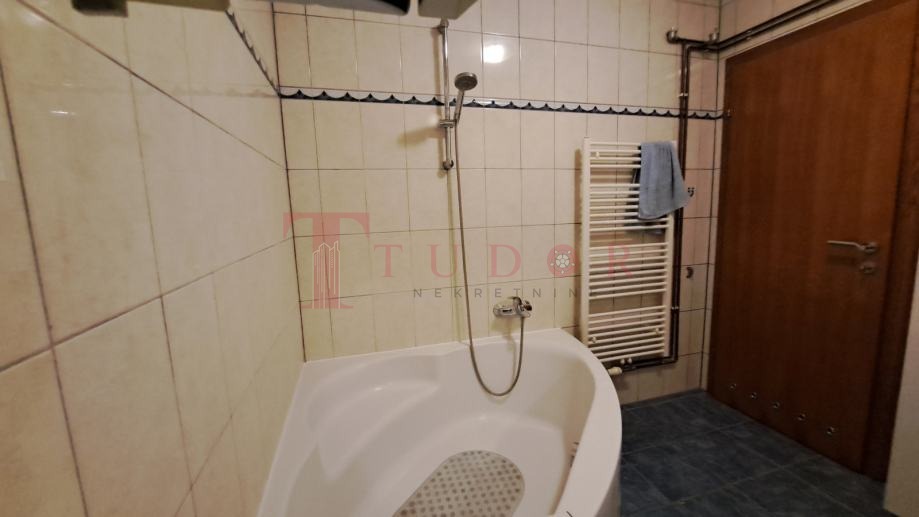 16548 25 1756368235.jpg