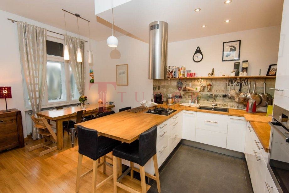 16556 20 1756378235.jpg