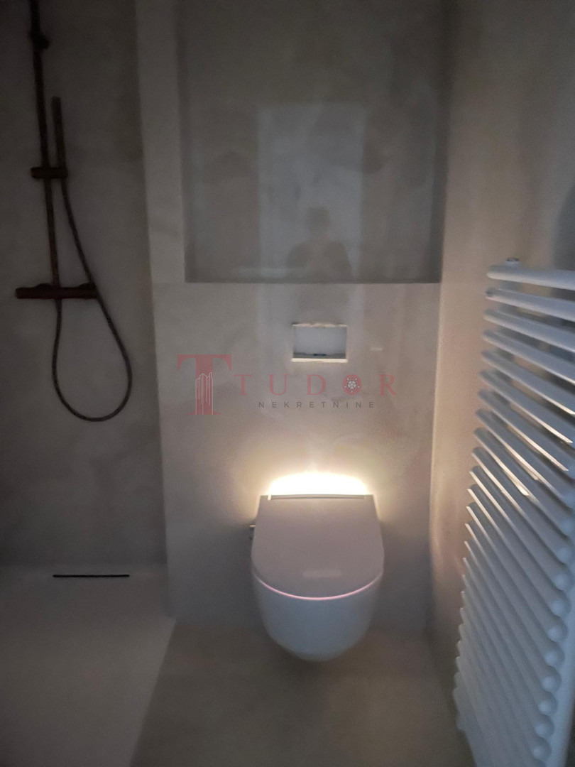 16561 205 1756383485.jpg