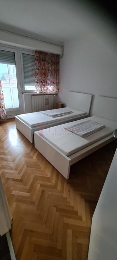 21555 106 1758207305.jpg