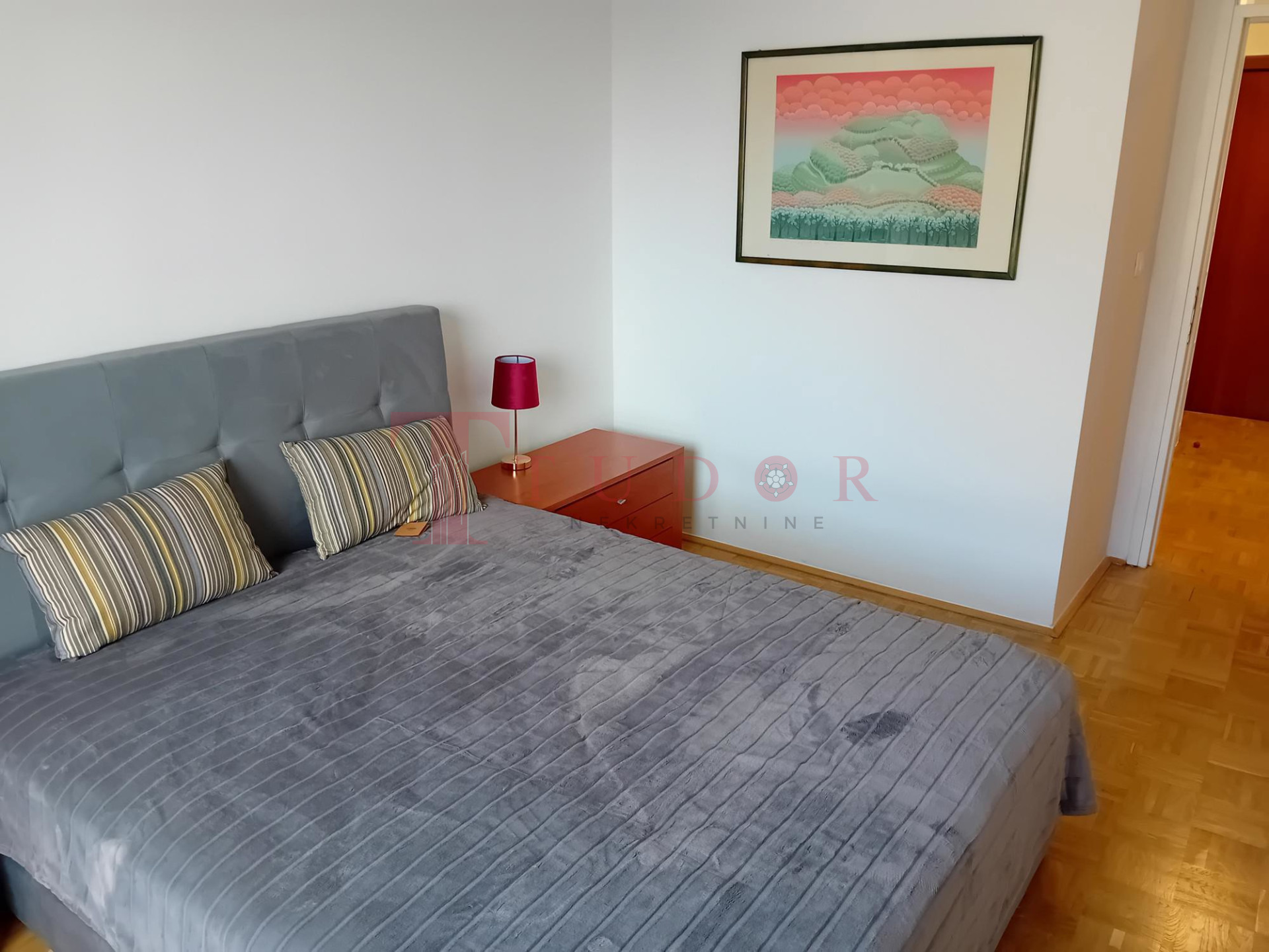 24854 5 1759161325.jpeg