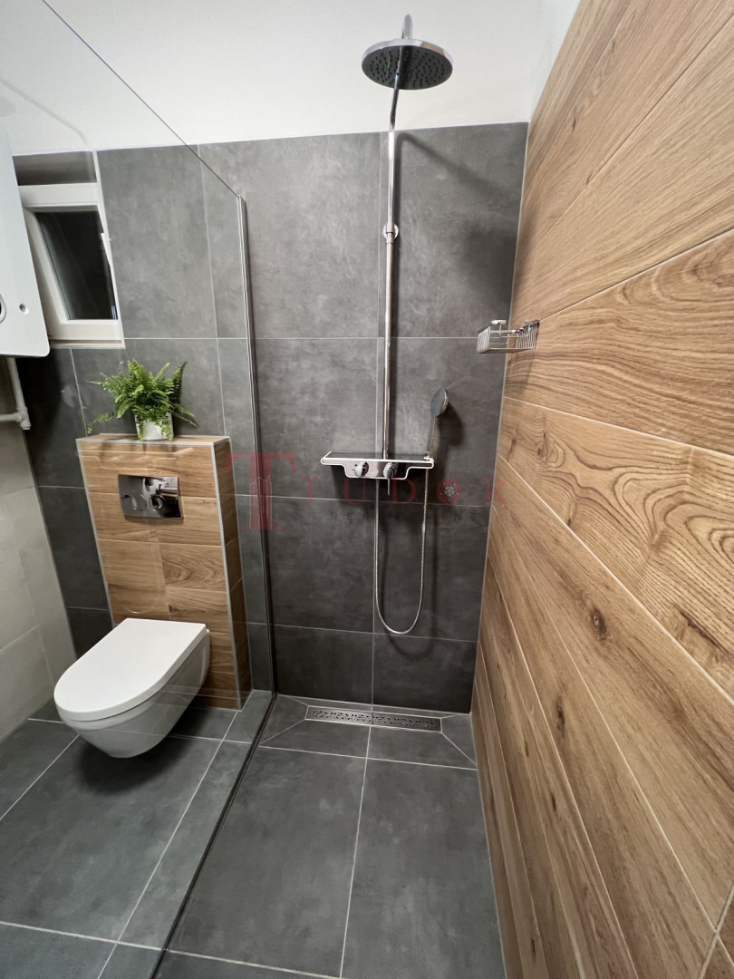 39955 6 1761741829.jpg