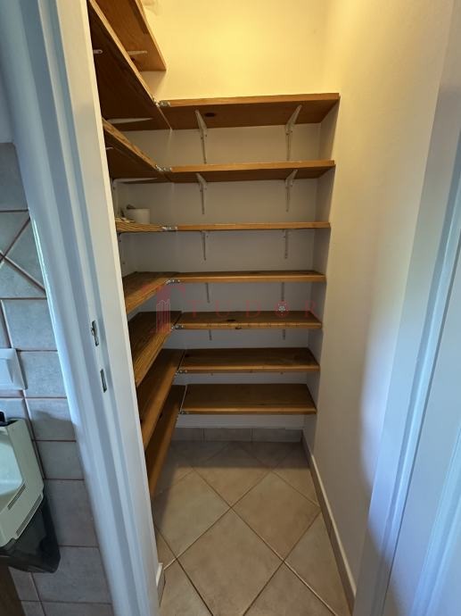 39956 17 1761742505.jpg