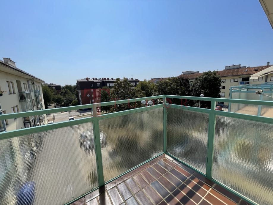 37083 2 1761154961.jpg