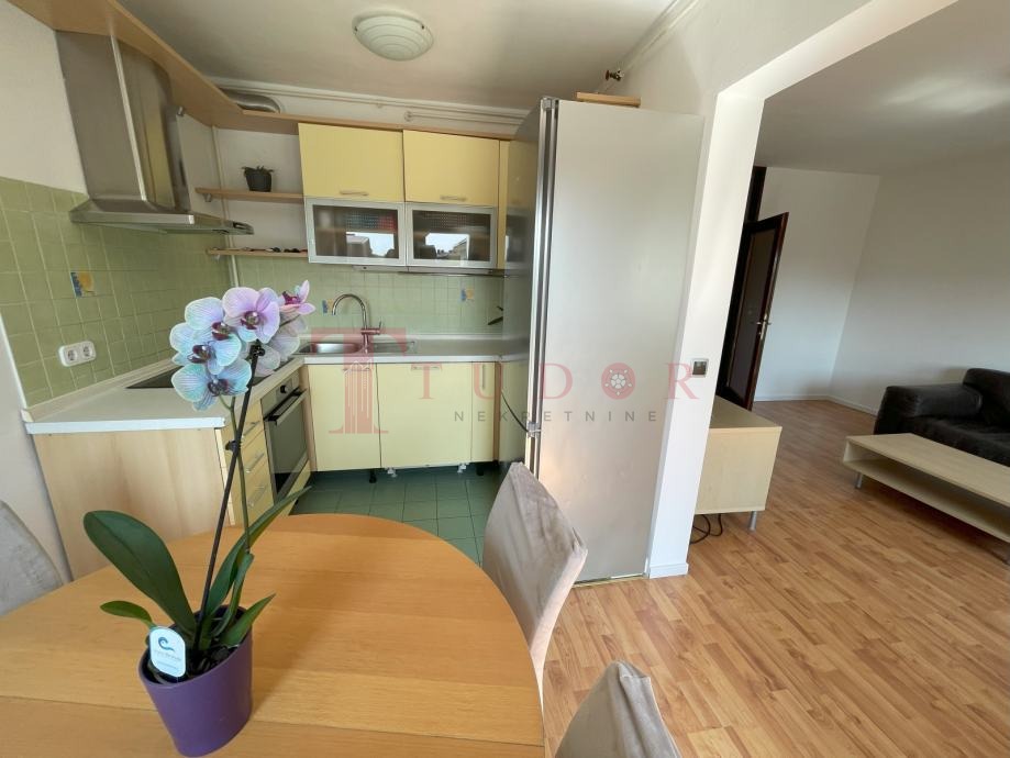 37083 9 1761154961.jpg