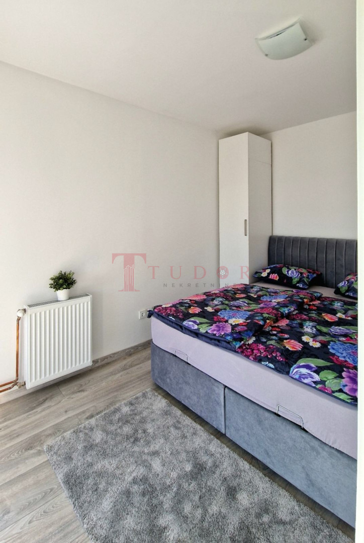 54926 4 1764175400.jpg