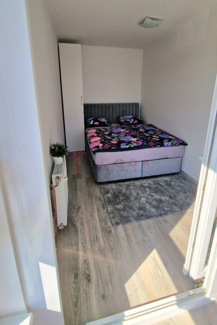 54926 6 1764175400.jpg