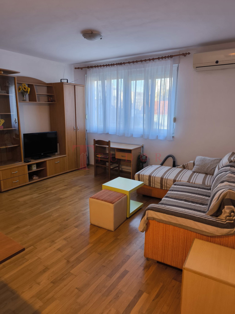 54927 11 1764175877.jpg