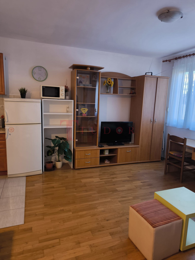 54927 12 1764175877.jpg