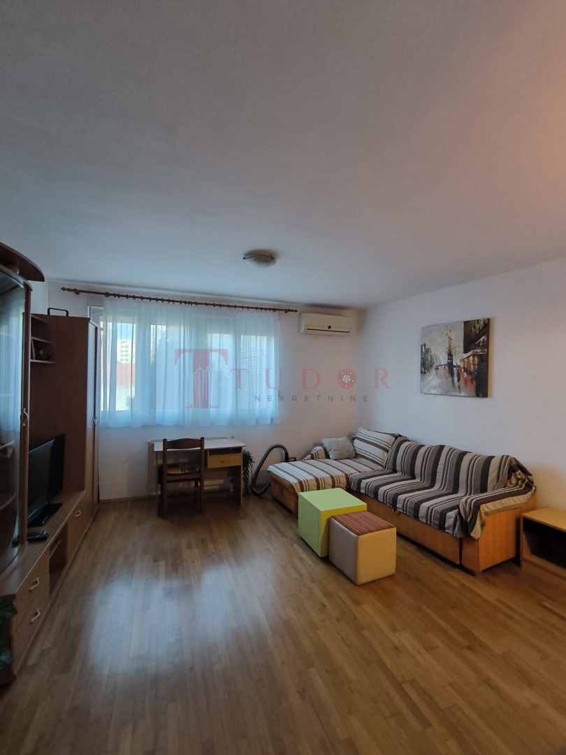 54927 5 1764175876.jpg