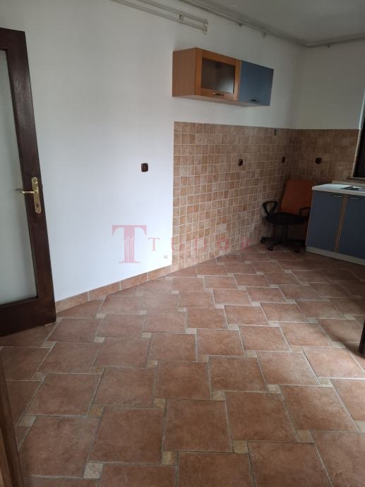 54929 16 1764181200.jpg