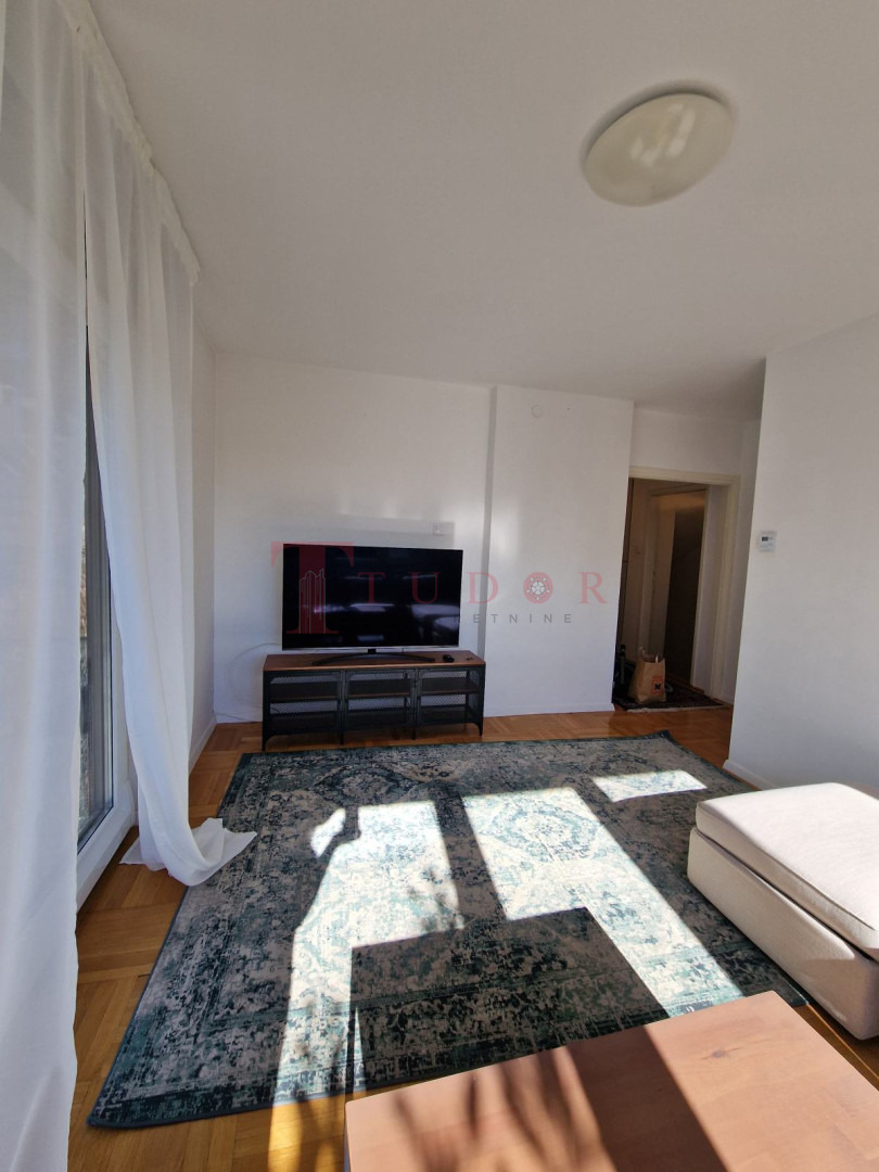 54930 10 1764184227.jpg