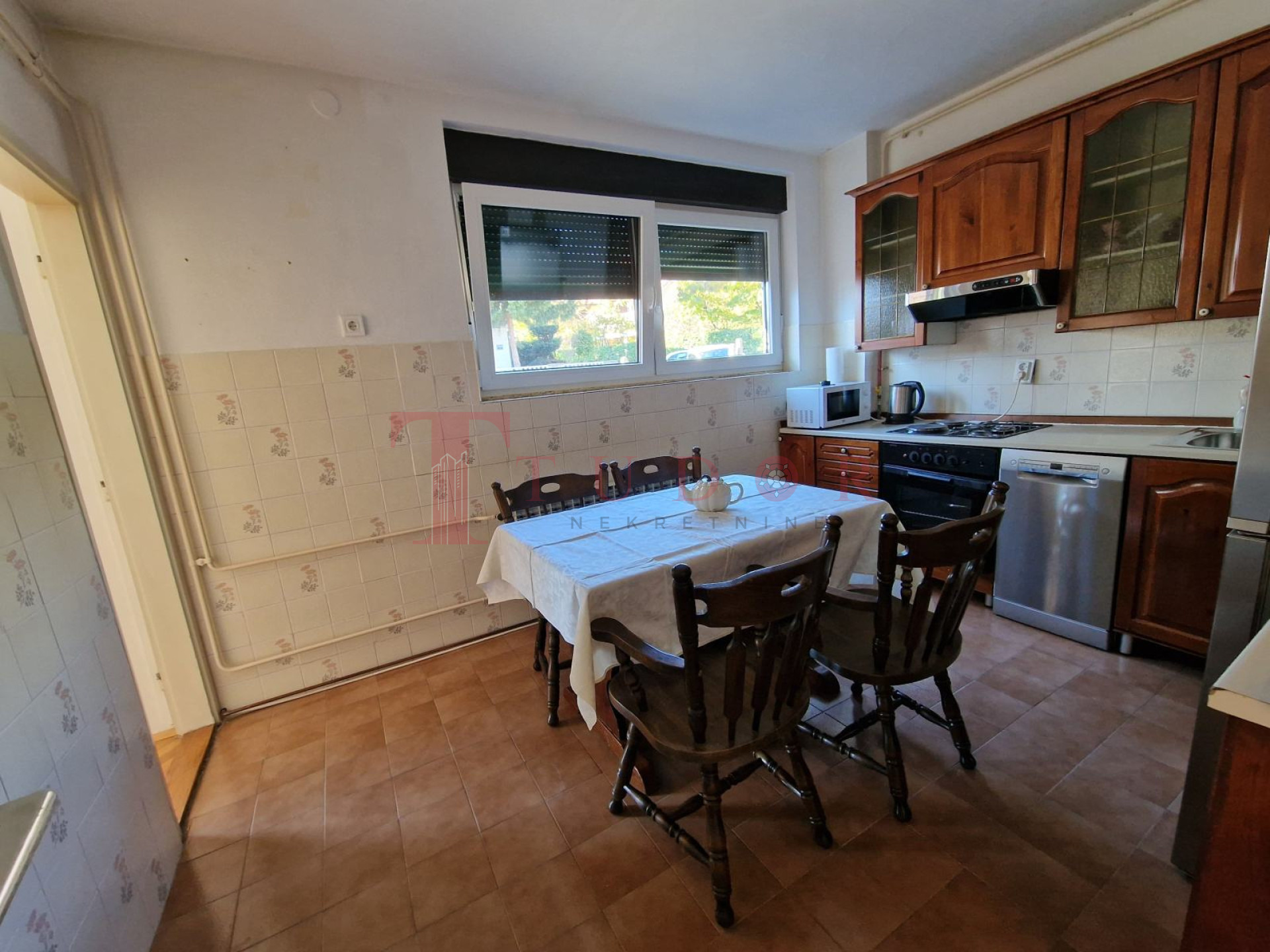 54930 7 1764184227.jpg