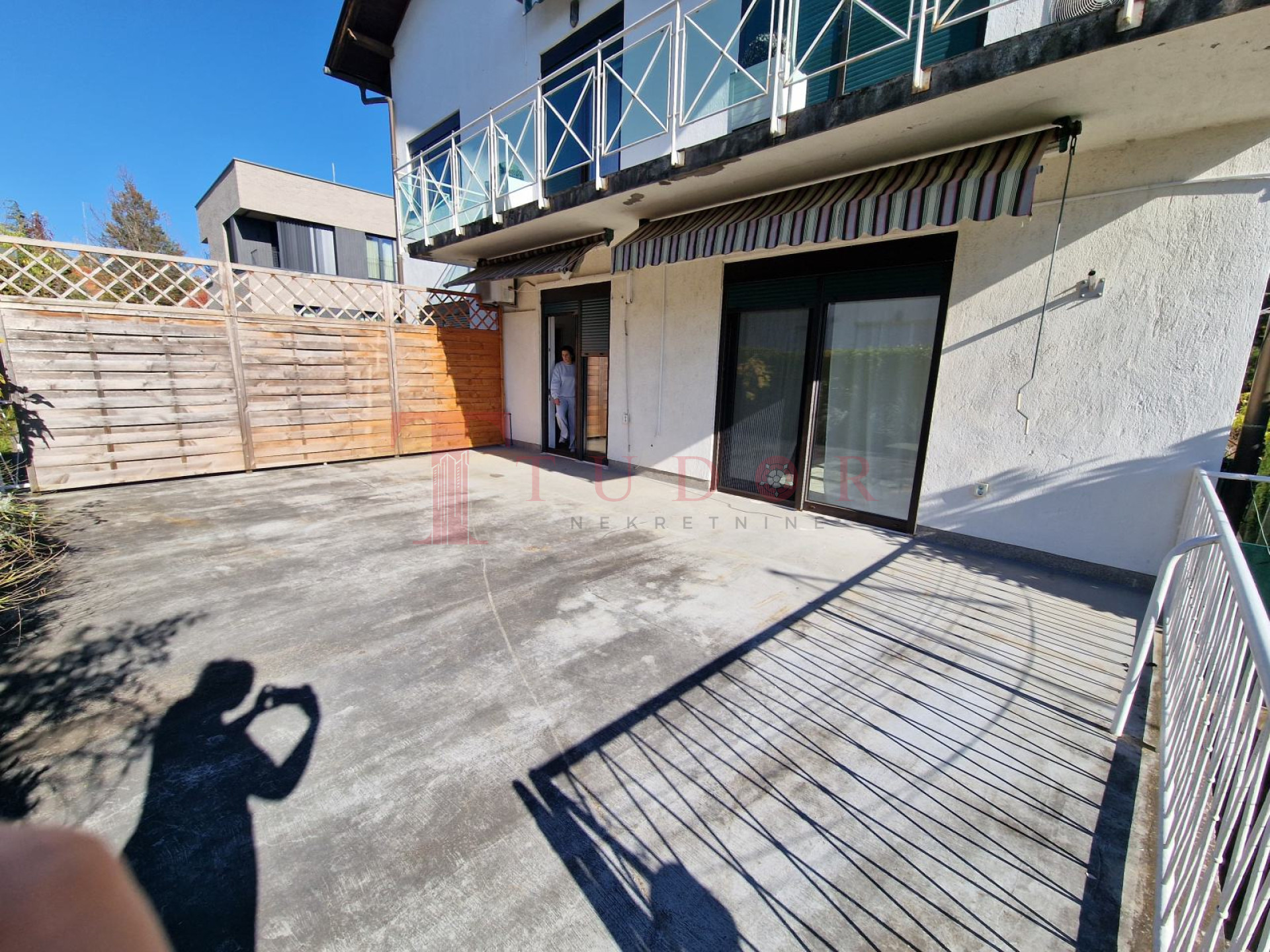 54930 8 1764184227.jpg