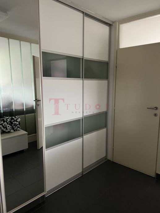 54931 11 1764185101.jpg