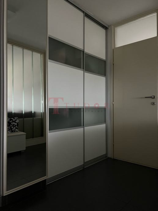 54931 3 1764185101.jpg