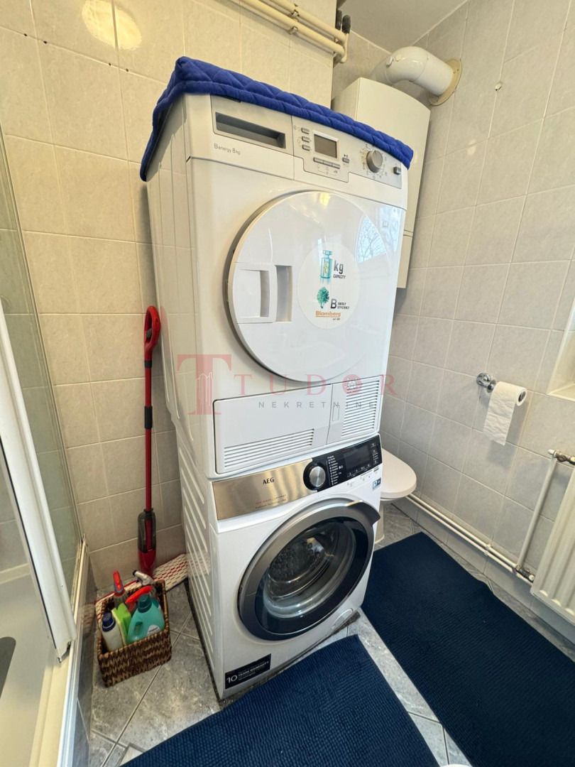 56250 4 1764428436.jpeg