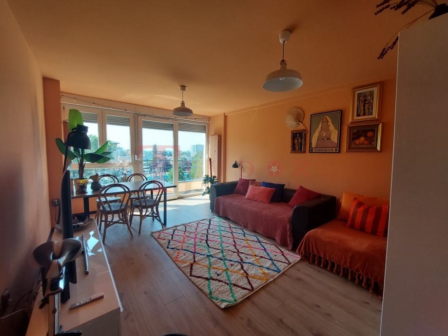 56262 8 1764240362.jpg