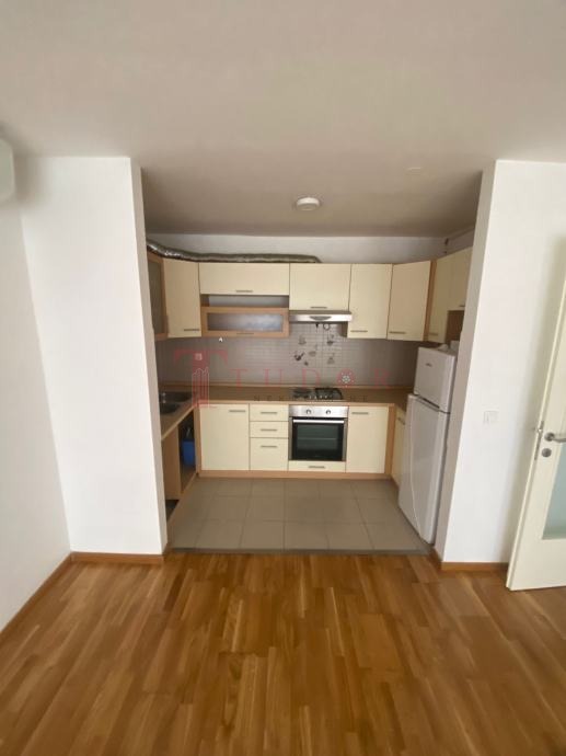 59431 6 1764867553.jpg