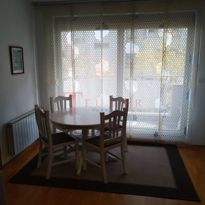 59434 10 1764870400.jpg