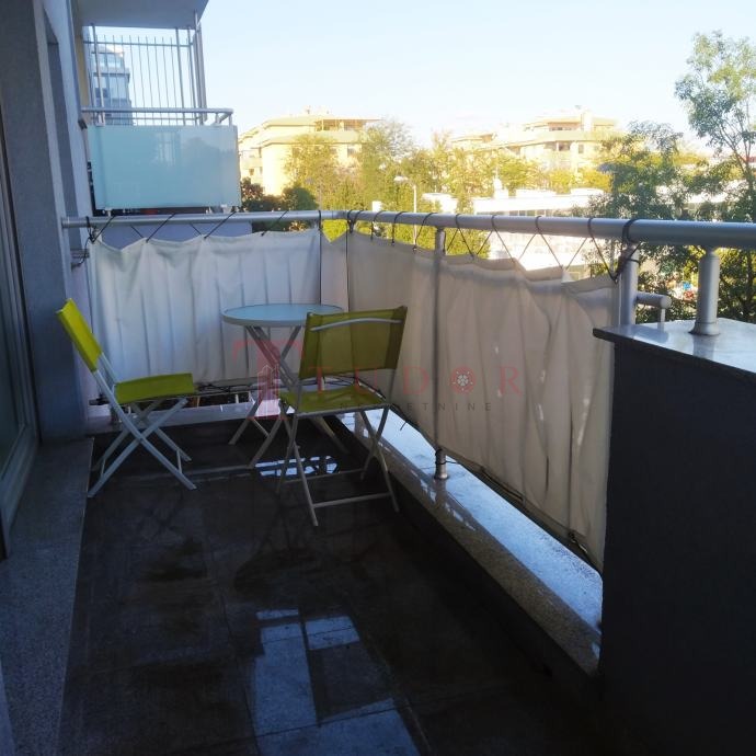 59434 14 1764870400.jpg