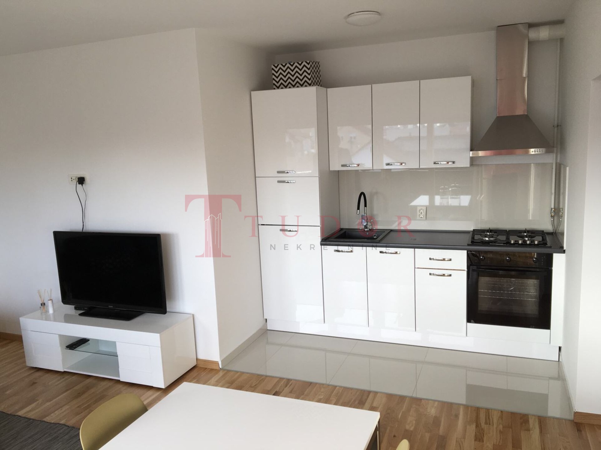 59435 5 1764871429.jpg