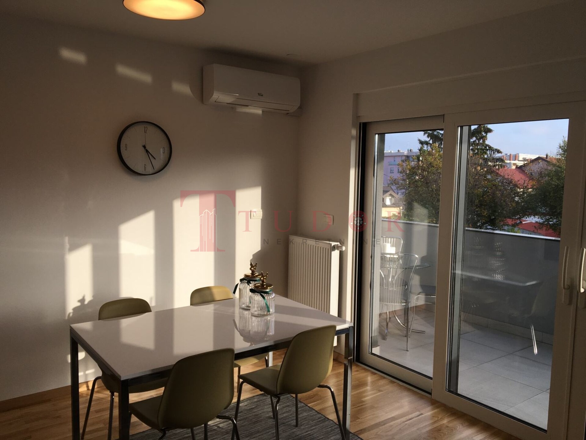 59435 9 1764871429.jpg