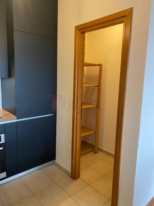 59437 11 1764872161.jpg