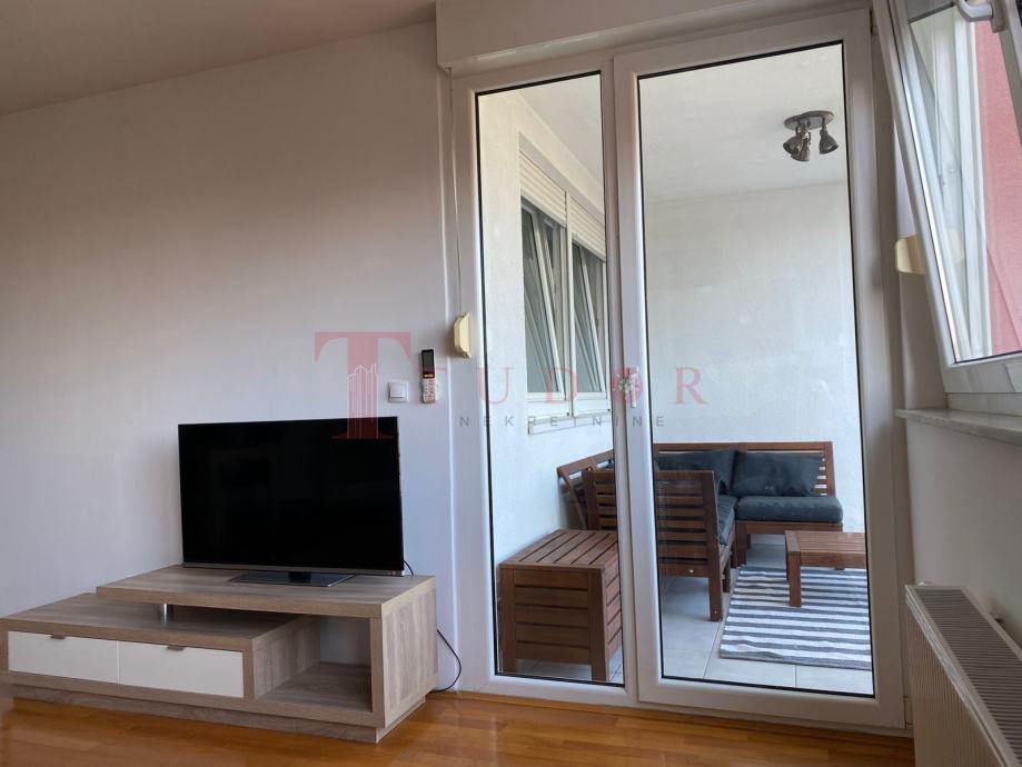 59437 6 1764872161.jpg