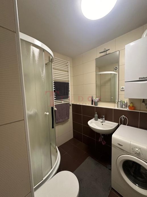 59461 8 1764937932.jpg