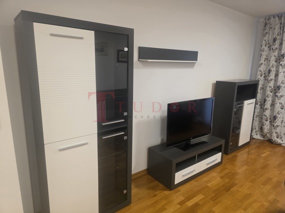 62663 10 1765560640.jpg