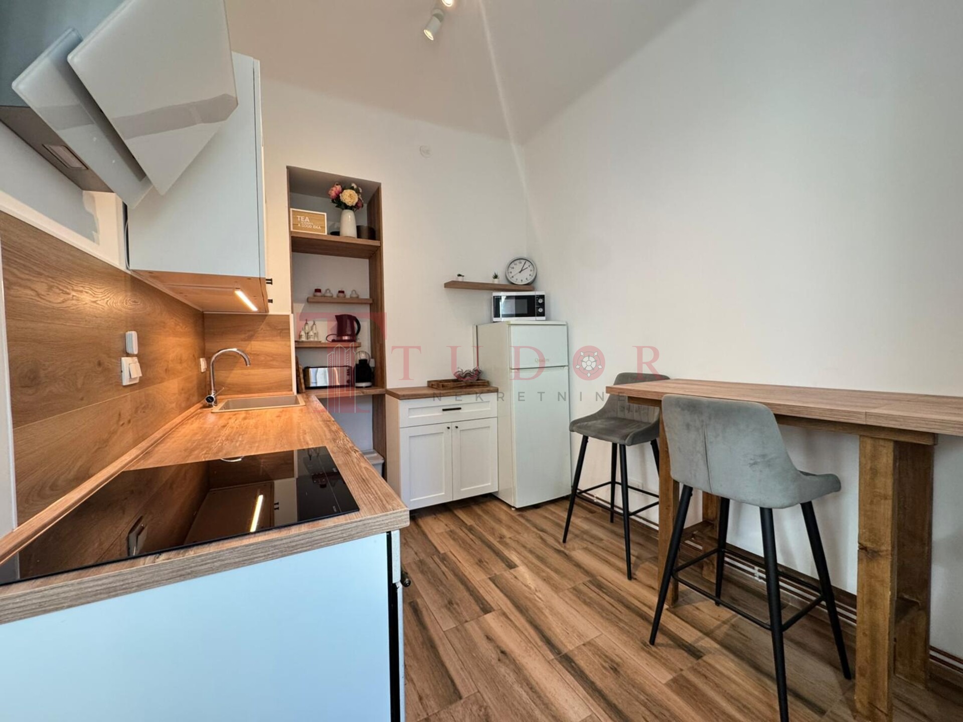 104890 3 1772213940.jpeg