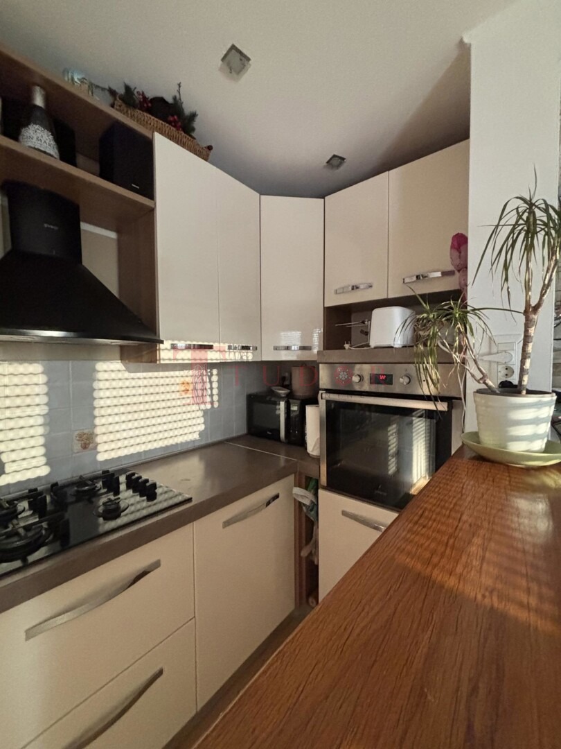 106156 10 1773161570.jpg