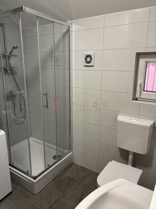 106300 1 1773225347.jpg