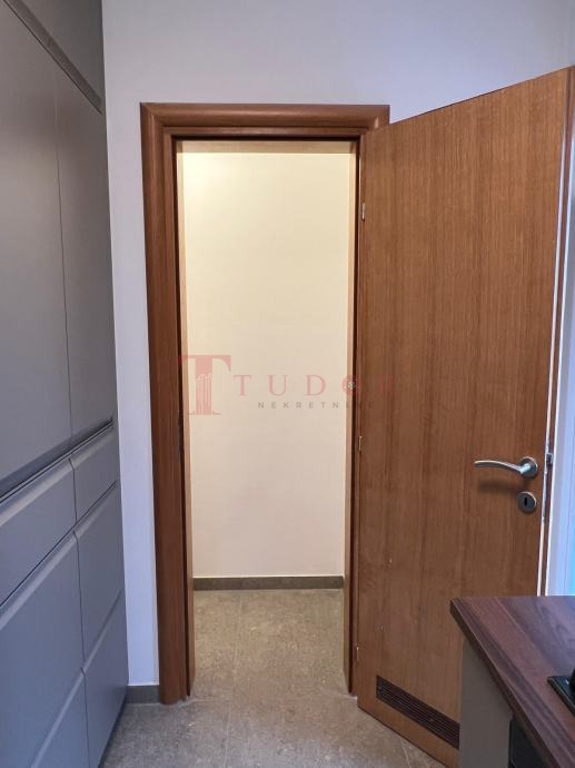 106714 11 1773680267.jpg