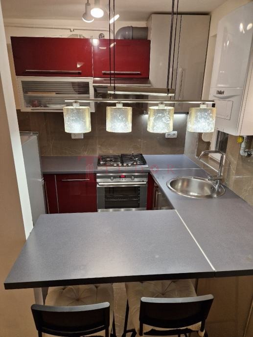 121382 9 1776351954.jpg